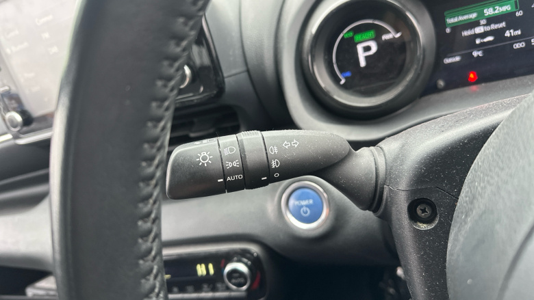 Toyota Yaris 1.5 Hybrid Launch Edition 5dr CVT Hybrid Hatchback